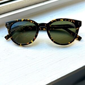 Warby Parker sunglasses tortoiseshell